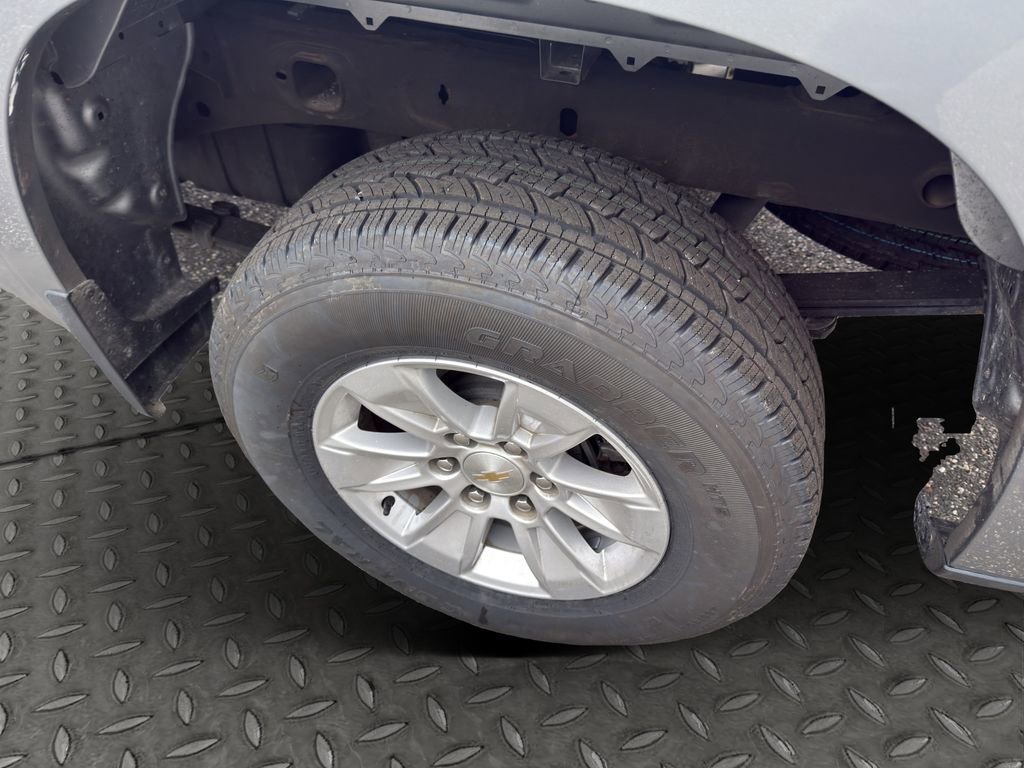 Used 2023 Chevrolet Silverado 1500 LT image 32