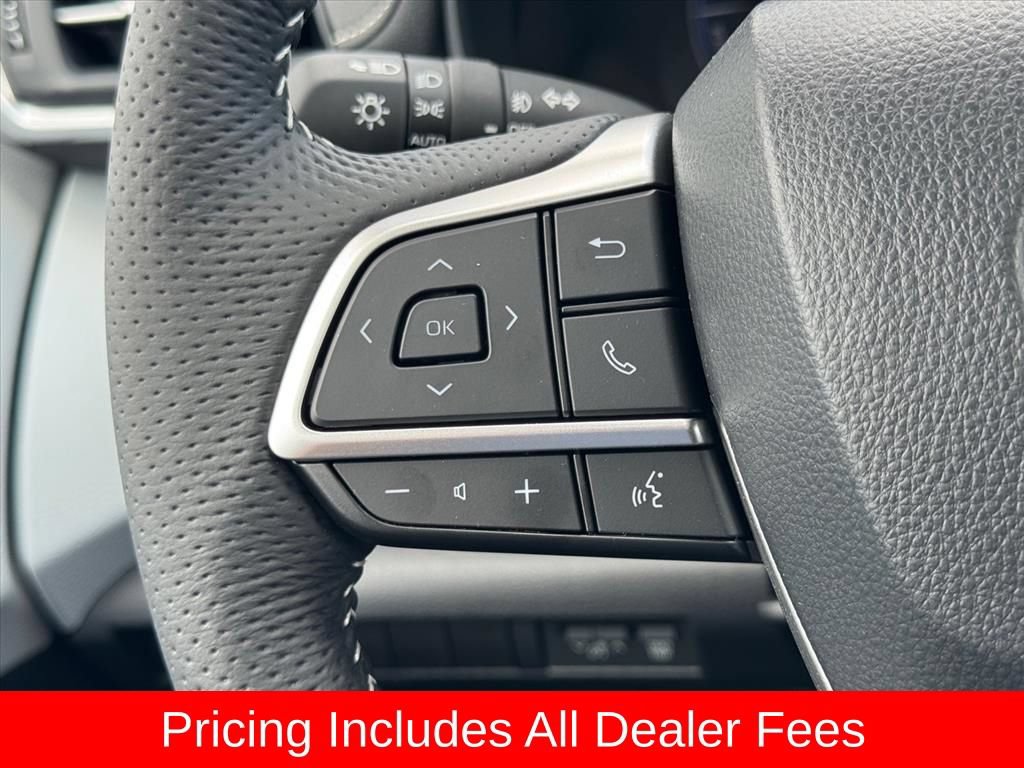 Used 2026 Toyota Sienna XSE FWD image 19