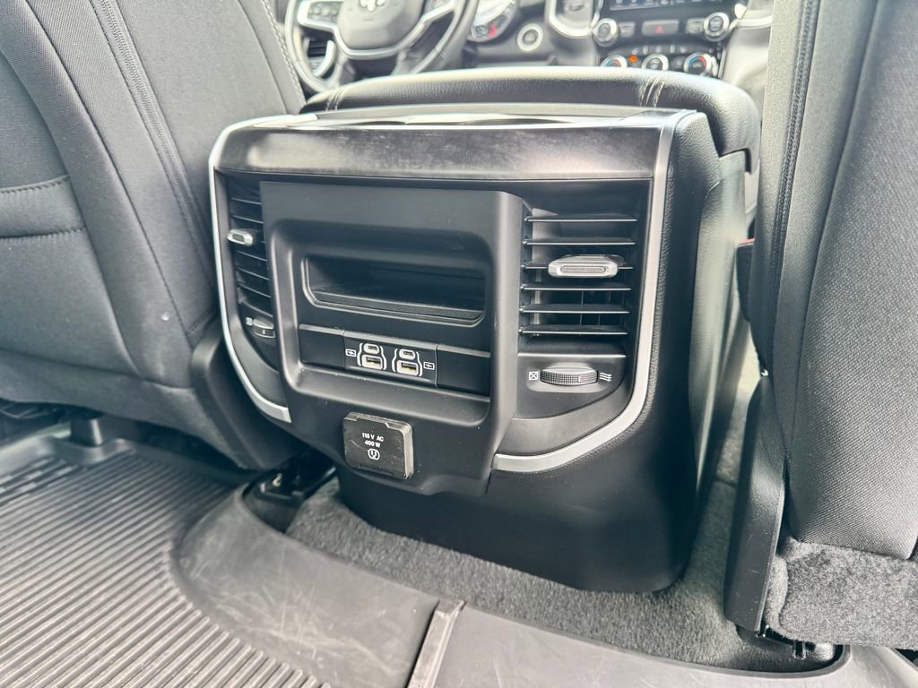 Used 2022 RAM 1500 Big Horn AWD/4WD image 16