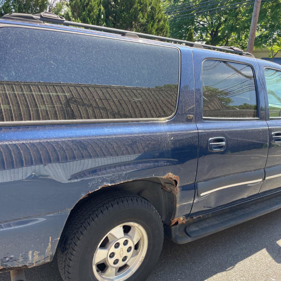 Used 2002 Chevrolet Suburban LT AWD/4WD image 11