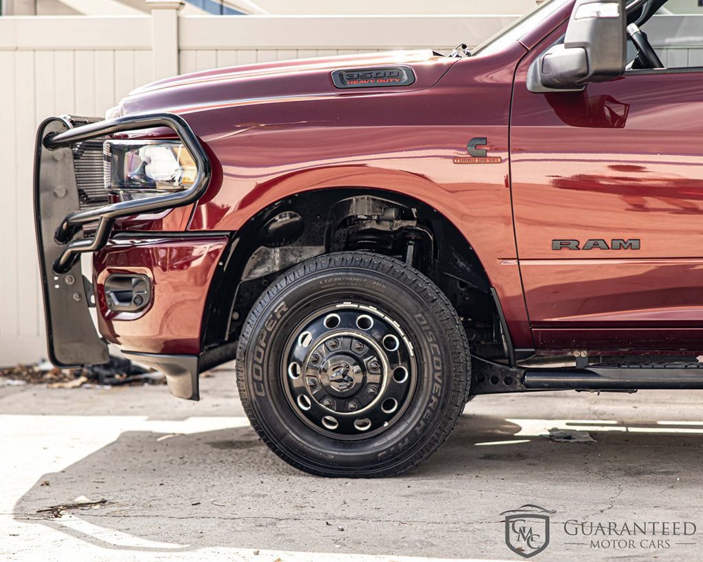 Used 2024 RAM 3500 Big Horn w/ Night Edition AWD/4WD image 5