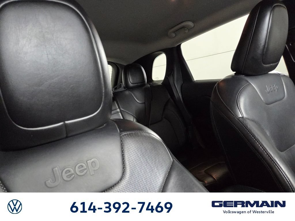 Used 2019 Jeep Cherokee Limited AWD/4WD image 15