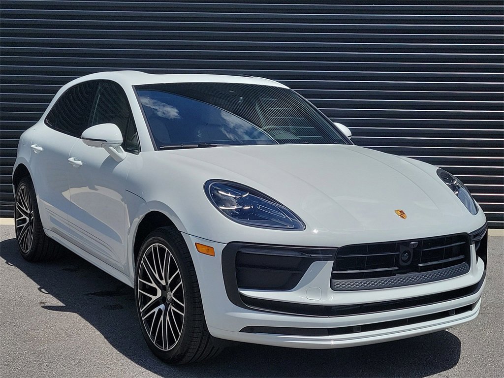 New 2026 Porsche Macan image 9