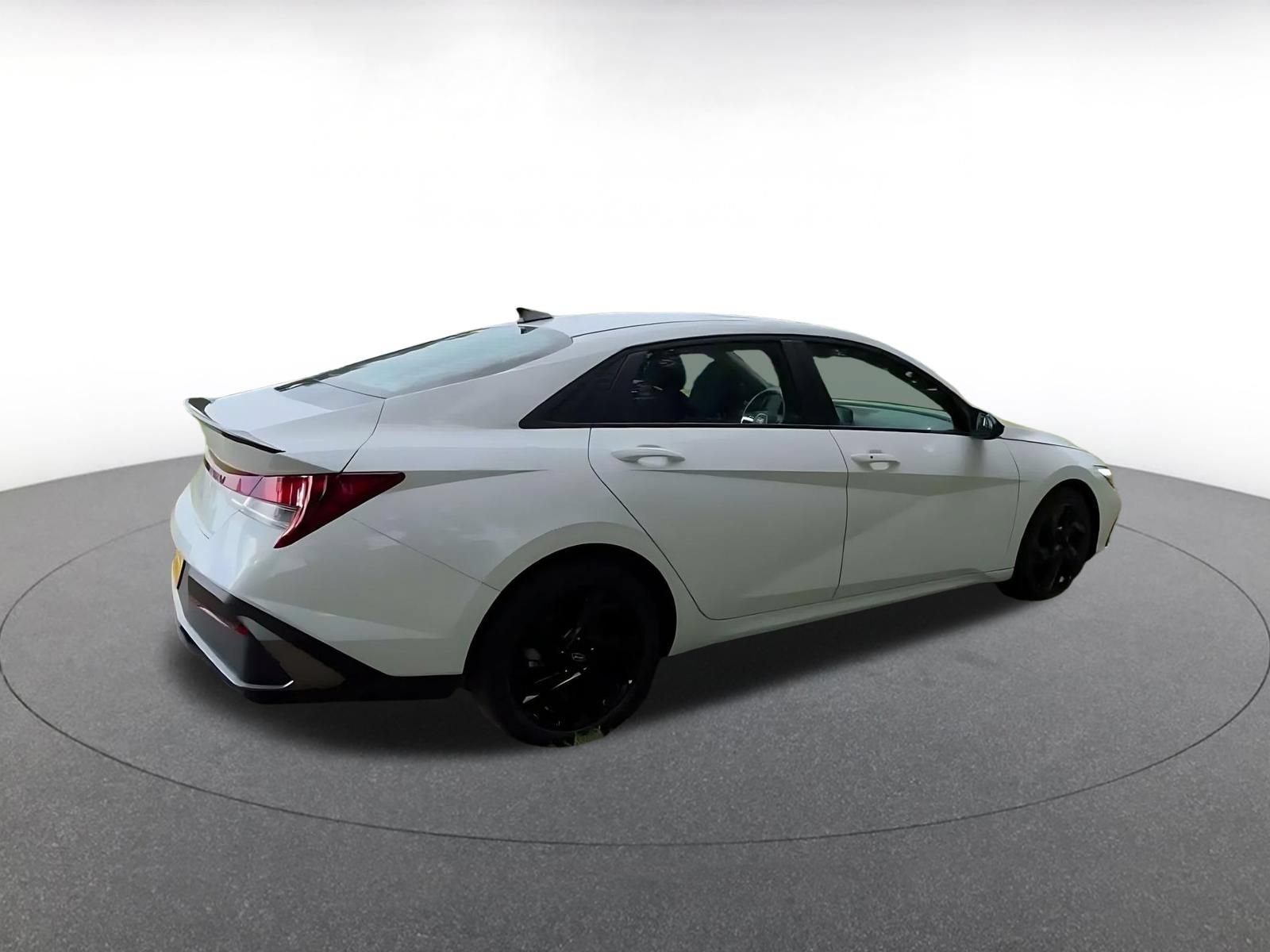 Used 2026 Hyundai Elantra Sport FWD image 14