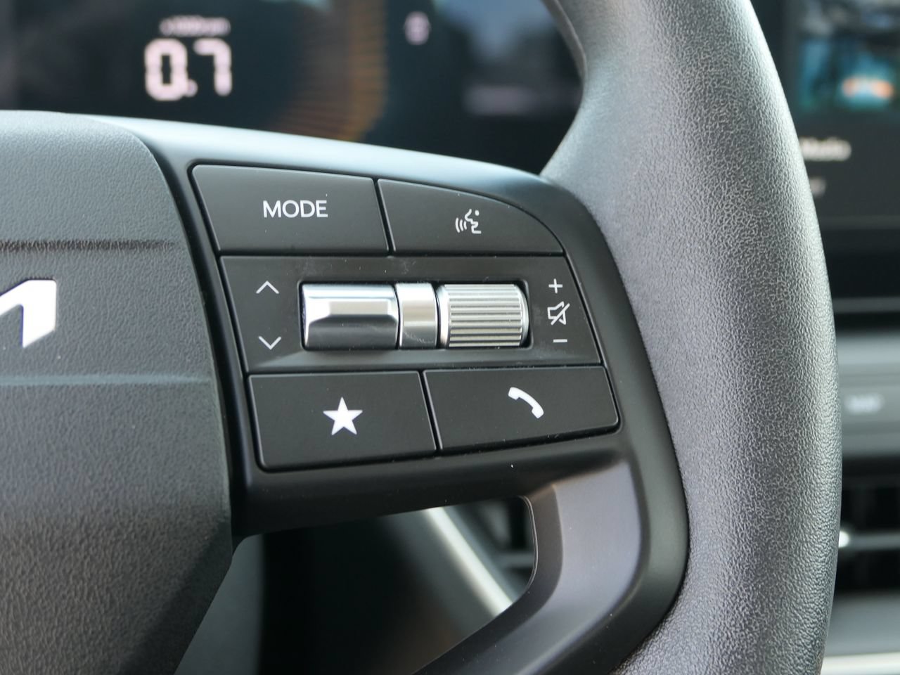 Used 2025 Kia K4 FWD image 16
