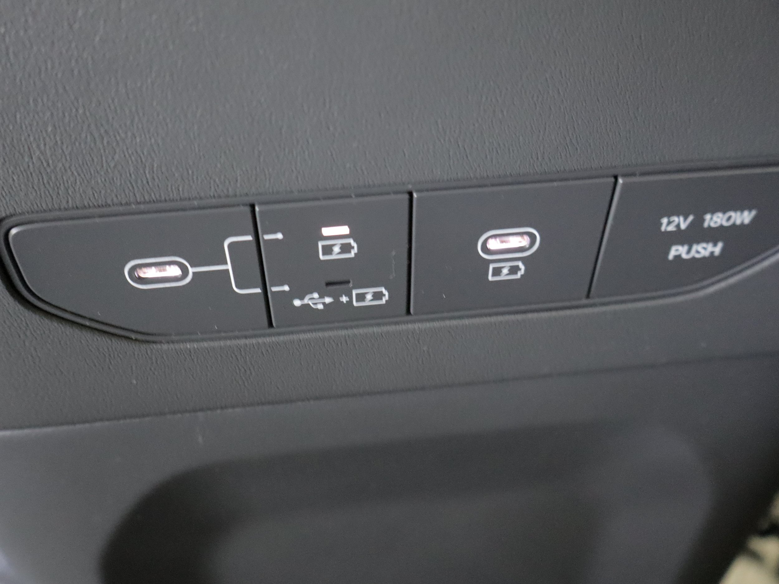 Used 2024 Kia EV9 Wind AWD/4WD image 17