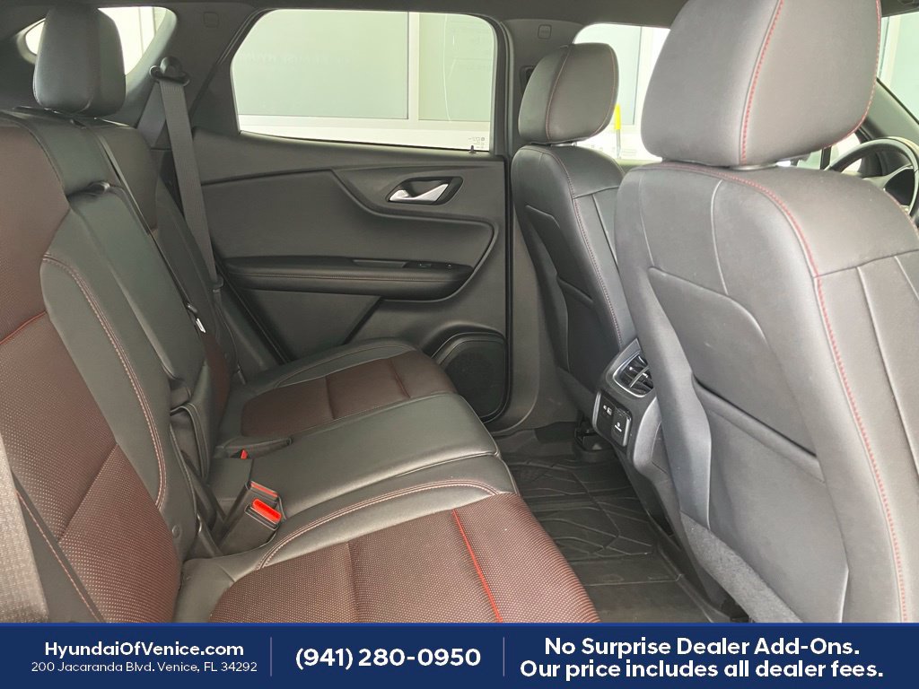 Used 2022 Chevrolet Blazer RS w/ Enhanced Convenience Package FWD image 14