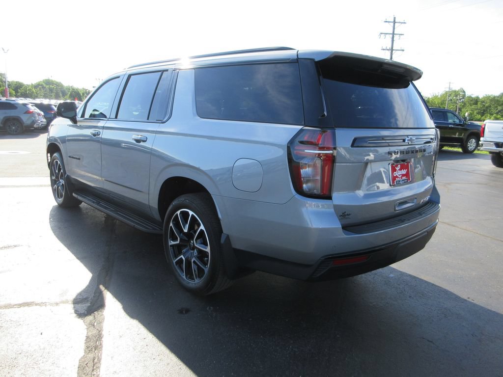 Certified 2024 Chevrolet Suburban RST w/ Luxury Package AWD/4WD image 9