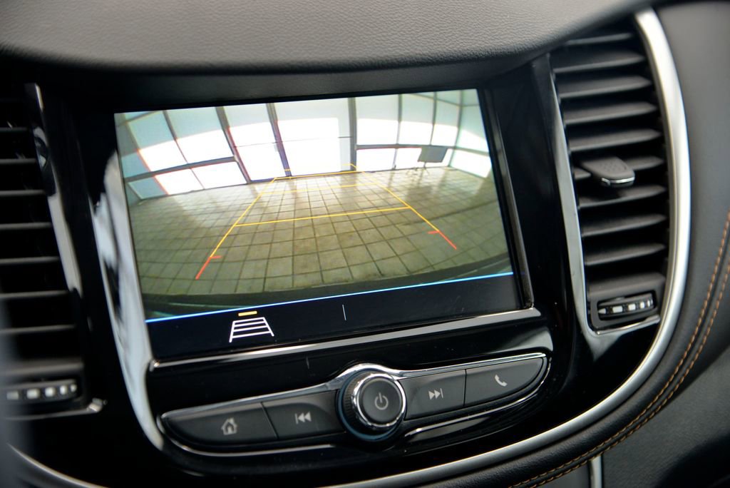 Used 2019 Chevrolet Trax LT w/ Driver Confidence Package image 20