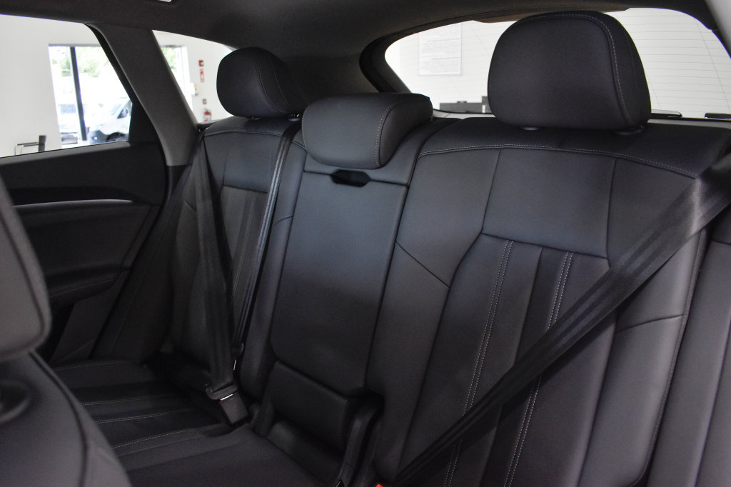 Used 2025 Audi Q5 Premium AWD/4WD image 30