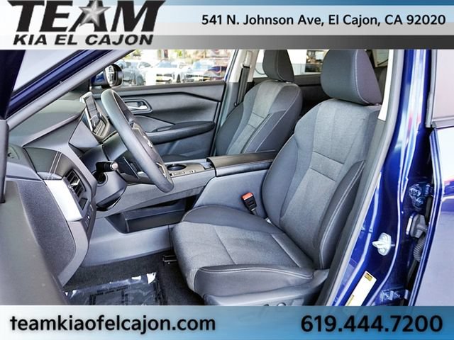Used 2024 Nissan Rogue SV FWD image 15