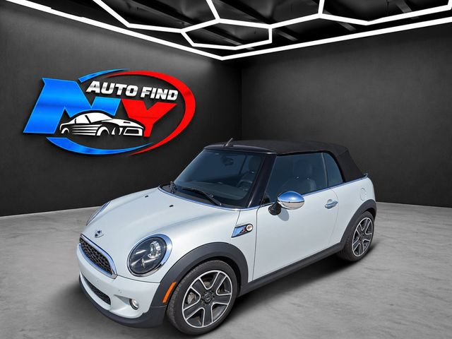 Used 2013 MINI Cooper S w/ Sport Pkg FWD image 1