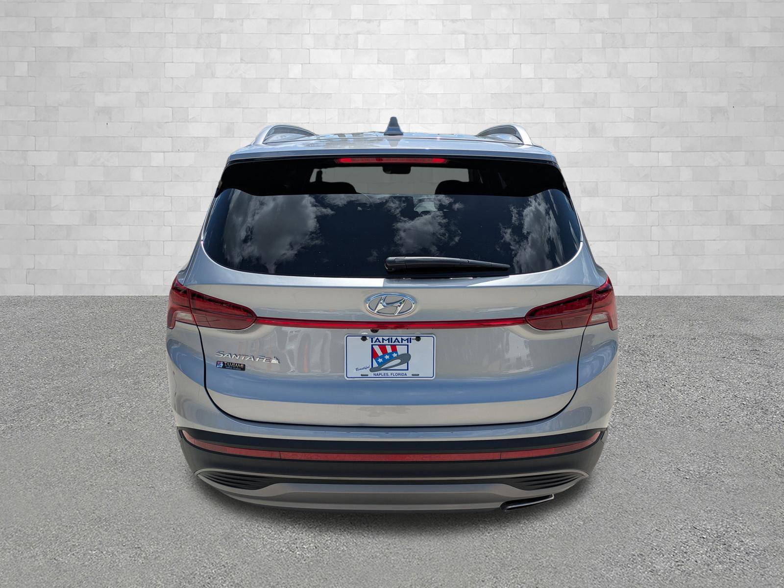 Certified 2023 Hyundai Santa Fe SEL image 3
