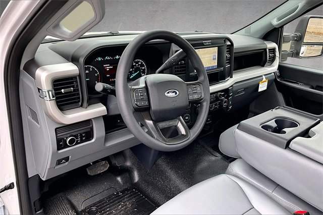 New 2026 Ford F250 XL image 5