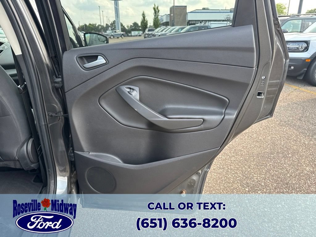 Used 2015 Ford Escape SE AWD/4WD image 36