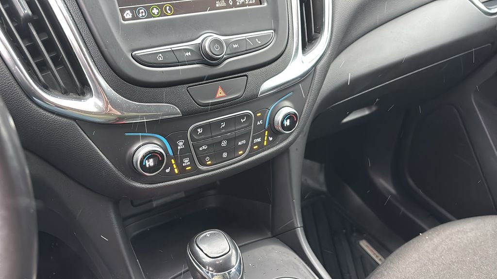 Used 2019 Chevrolet Equinox LT image 20