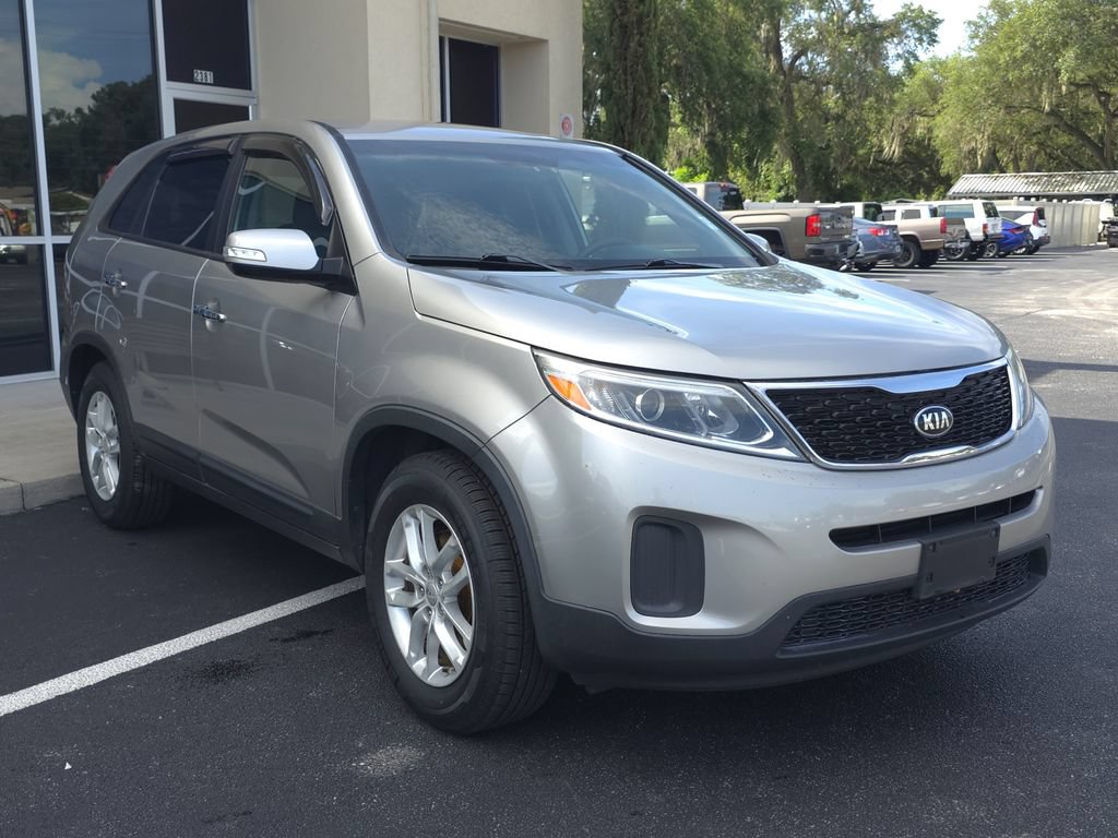 Used 2015 Kia Sorento LX FWD image 3
