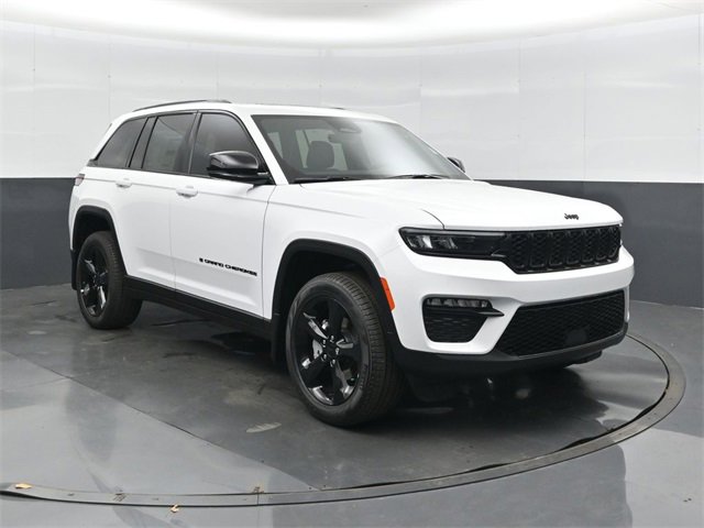 New 2025 Jeep Grand Cherokee Limited w/ Black Appearance Package image 1