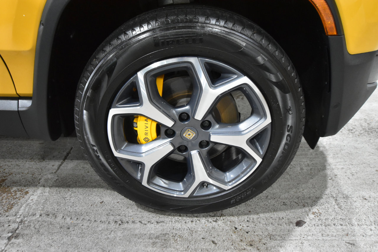 Used 2022 Rivian R1T Adventure image 80