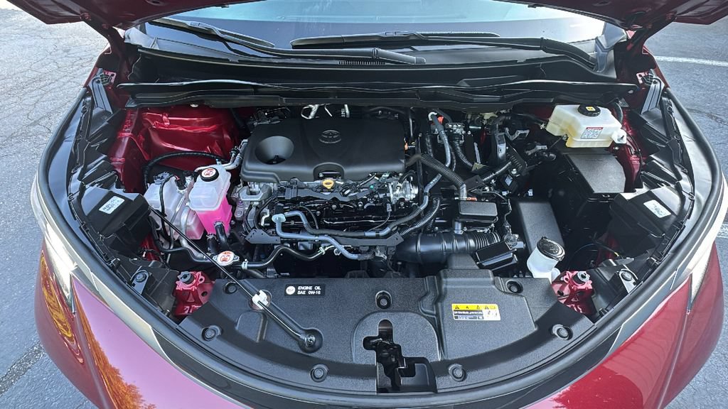 Used 2024 Toyota Sienna XSE w/ XSE Premium Package FWD image 34
