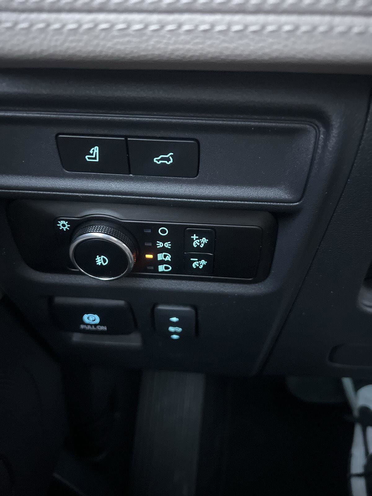 Used 2023 Ford Expedition Limited image 13