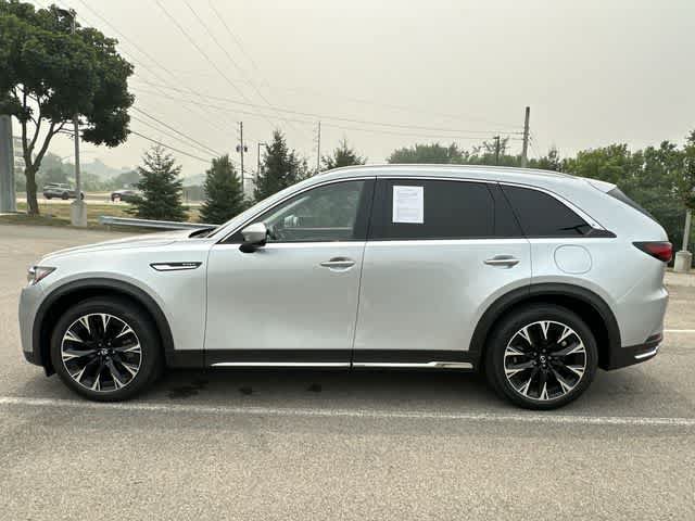 Used 2024 MAZDA CX-90 Plug-In Hybrid w/ Premium Pkg AWD/4WD image 2