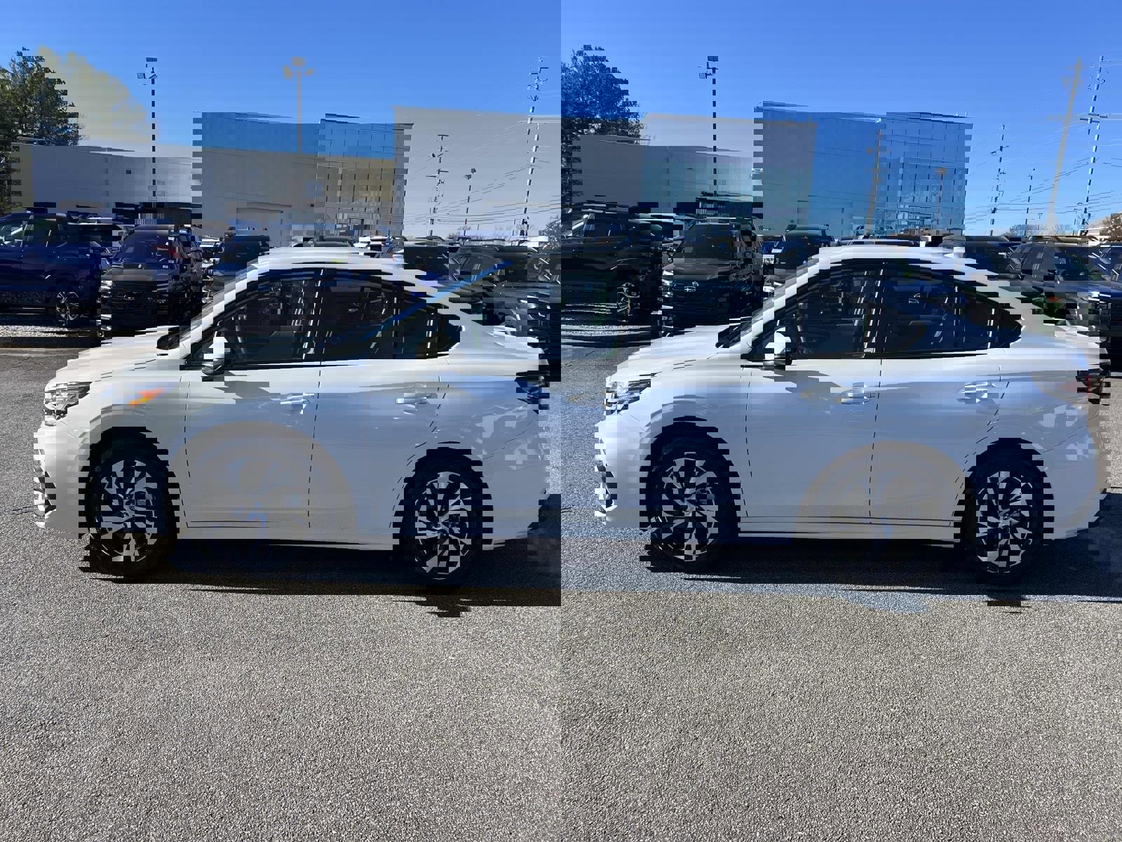 Certified 2025 Subaru Legacy Premium w/ Popular Package #1 image 4