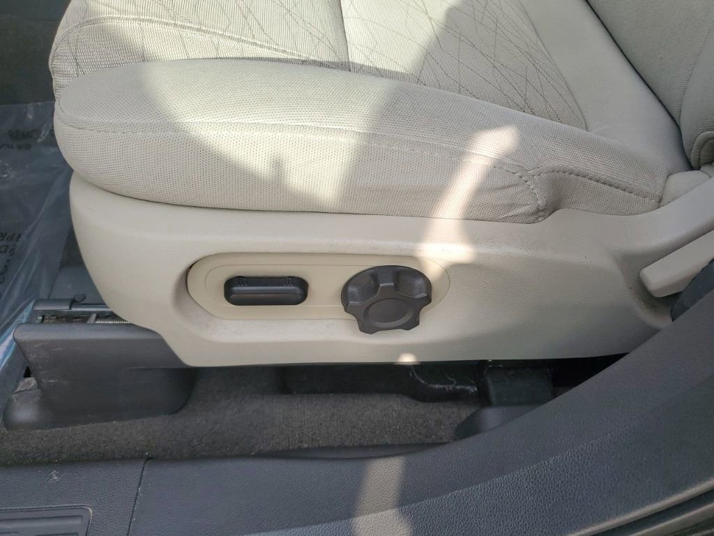 Used 2014 Ford Explorer FWD image 15