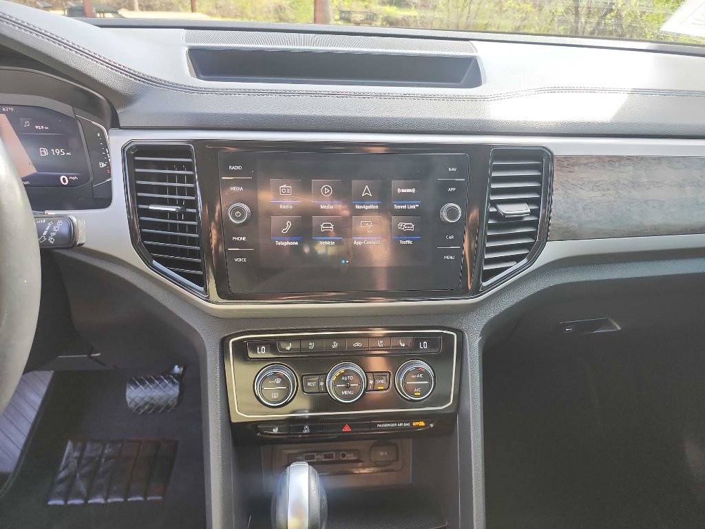 Used 2020 Volkswagen Atlas SEL R-Line AWD/4WD image 23