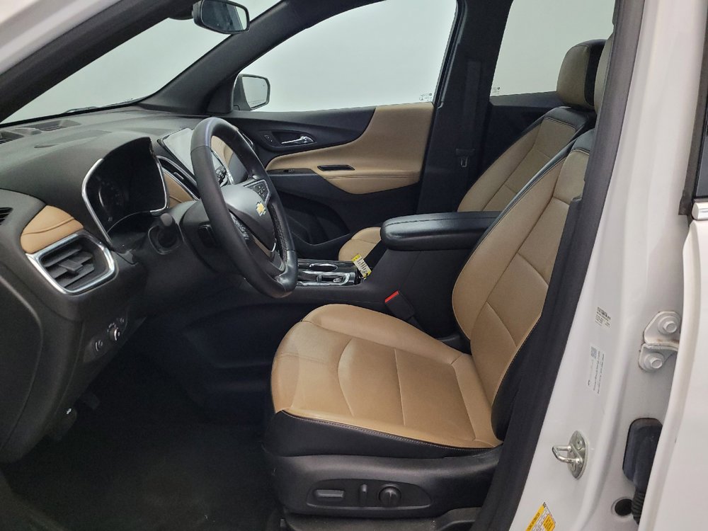 Used 2023 Chevrolet Equinox Premier AWD/4WD image 17
