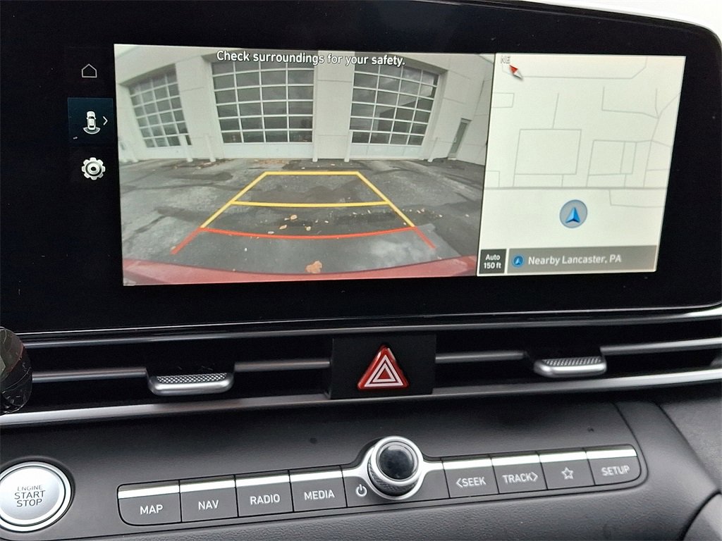 Used 2023 Hyundai Elantra SEL w/ Convenience Package image 4