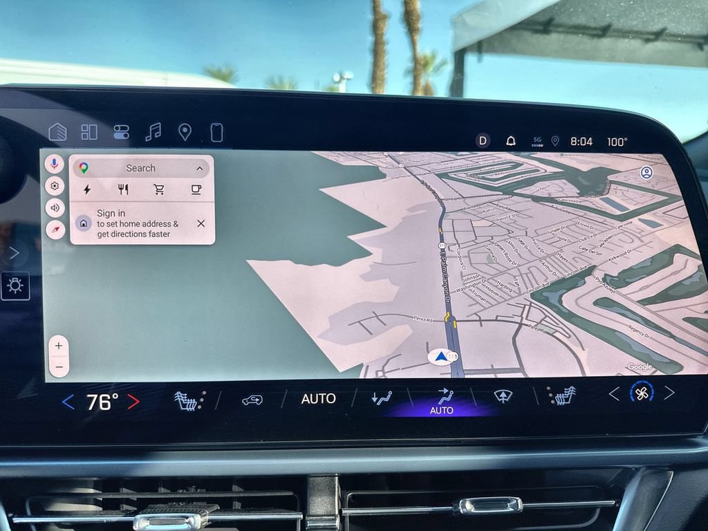 Used 2024 Chevrolet Equinox EV LT FWD image 14