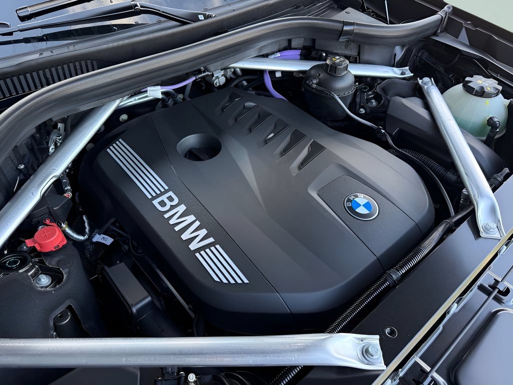 New 2027 BMW X7 xDrive40i w/ Executive Package AWD/4WD image 27