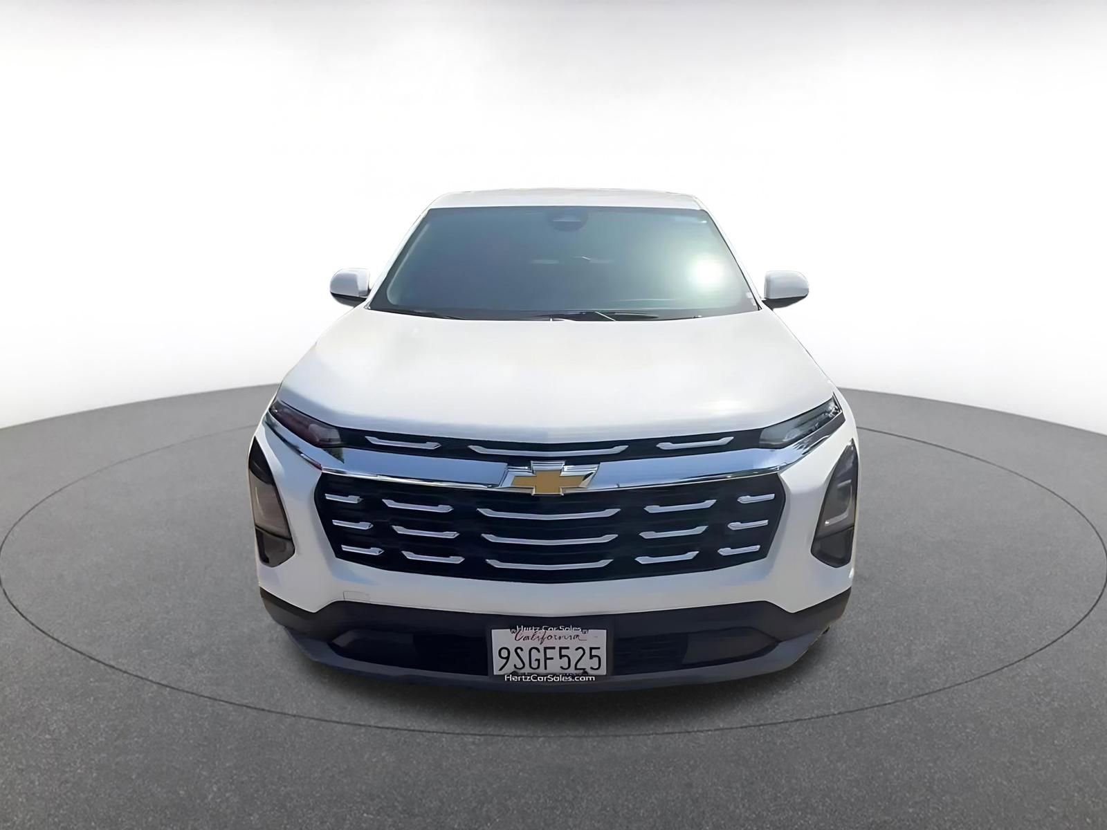 Used 2025 Chevrolet Equinox LT FWD image 4