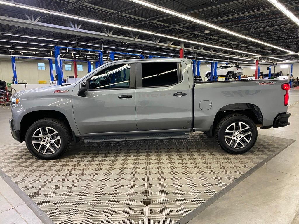 Used 2019 Chevrolet Silverado 1500 LT Trail Boss AWD/4WD image 3