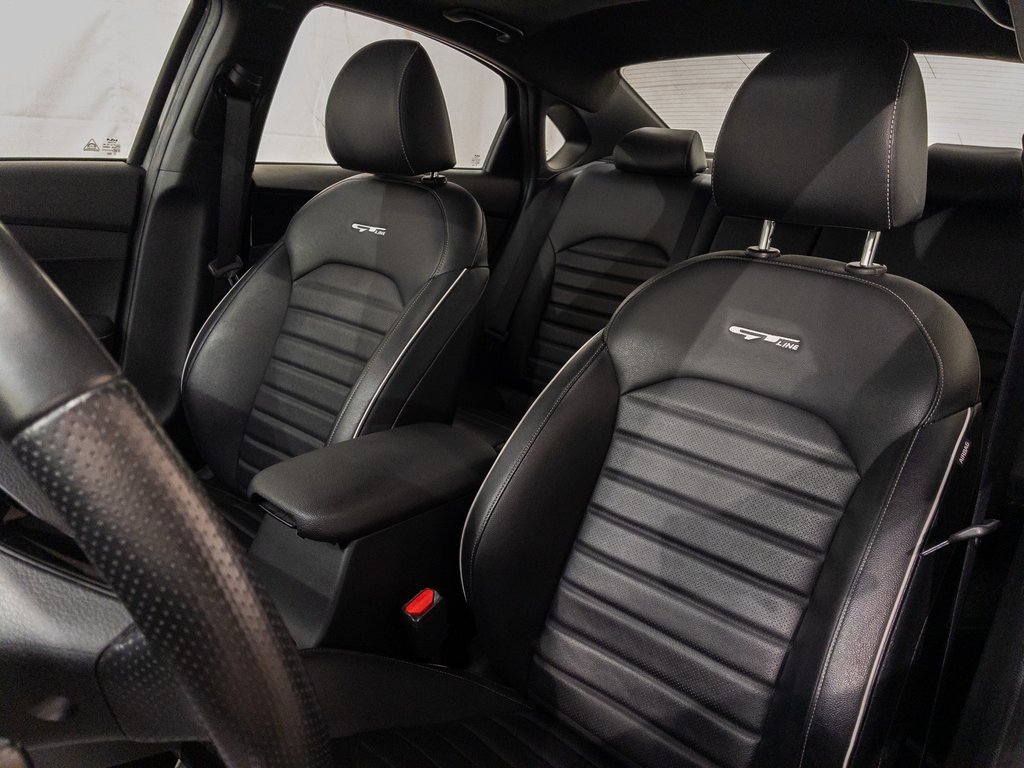 Used 2024 Kia Forte GT-Line w/ GT-Line Premium Package image 14