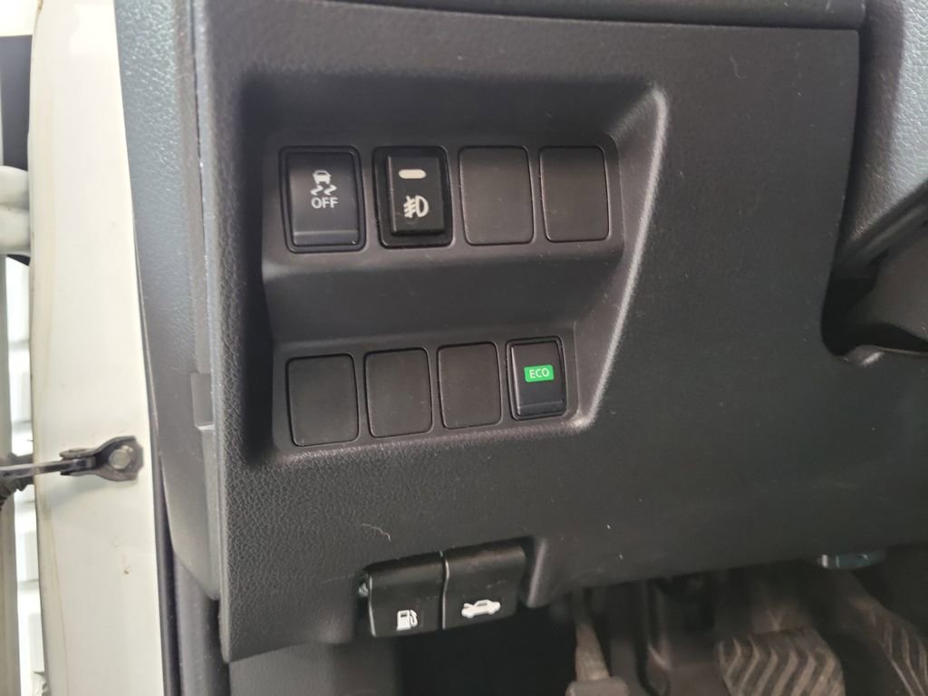 Used 2017 Nissan Rogue Sport S w/ S Appearance Package FWD image 13