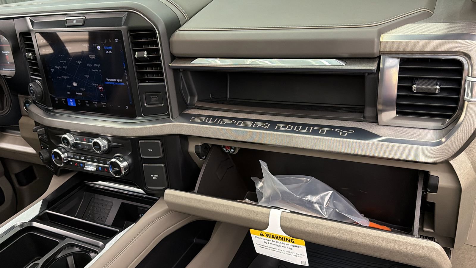 Used 2026 Ford F450 Platinum w/ Platinum Plus Package AWD/4WD image 41