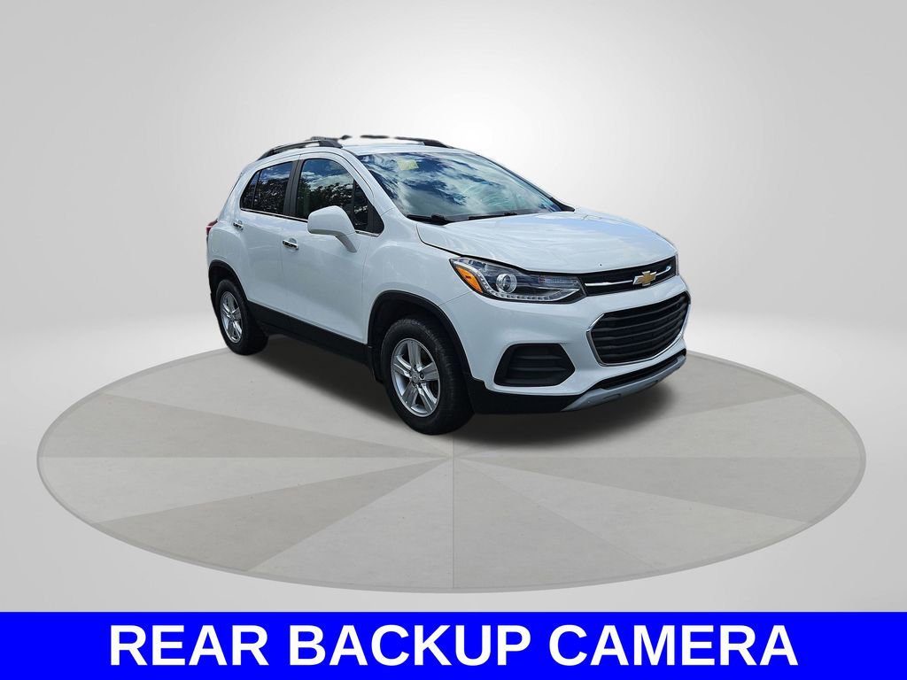 Used 2017 Chevrolet Trax LT w/ LT Convenience Package AWD/4WD image 4