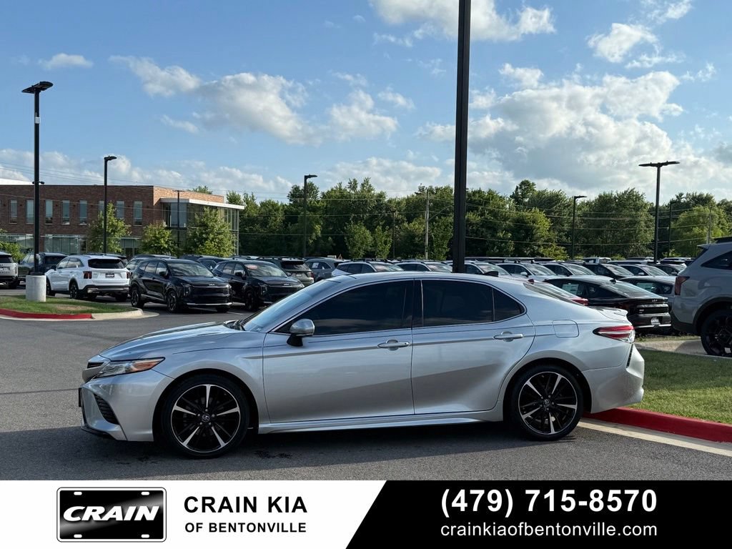 Used 2018 Toyota Camry XSE FWD image 4