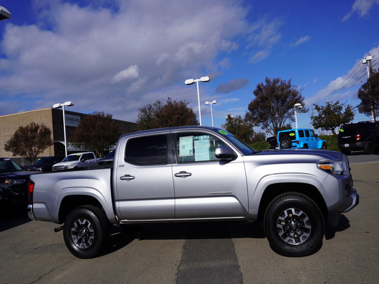 Used 2019 Toyota Tacoma SR5 image 4