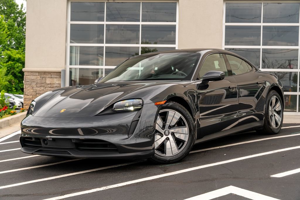Used 2023 Porsche Taycan w/ Premium Package RWD image 2