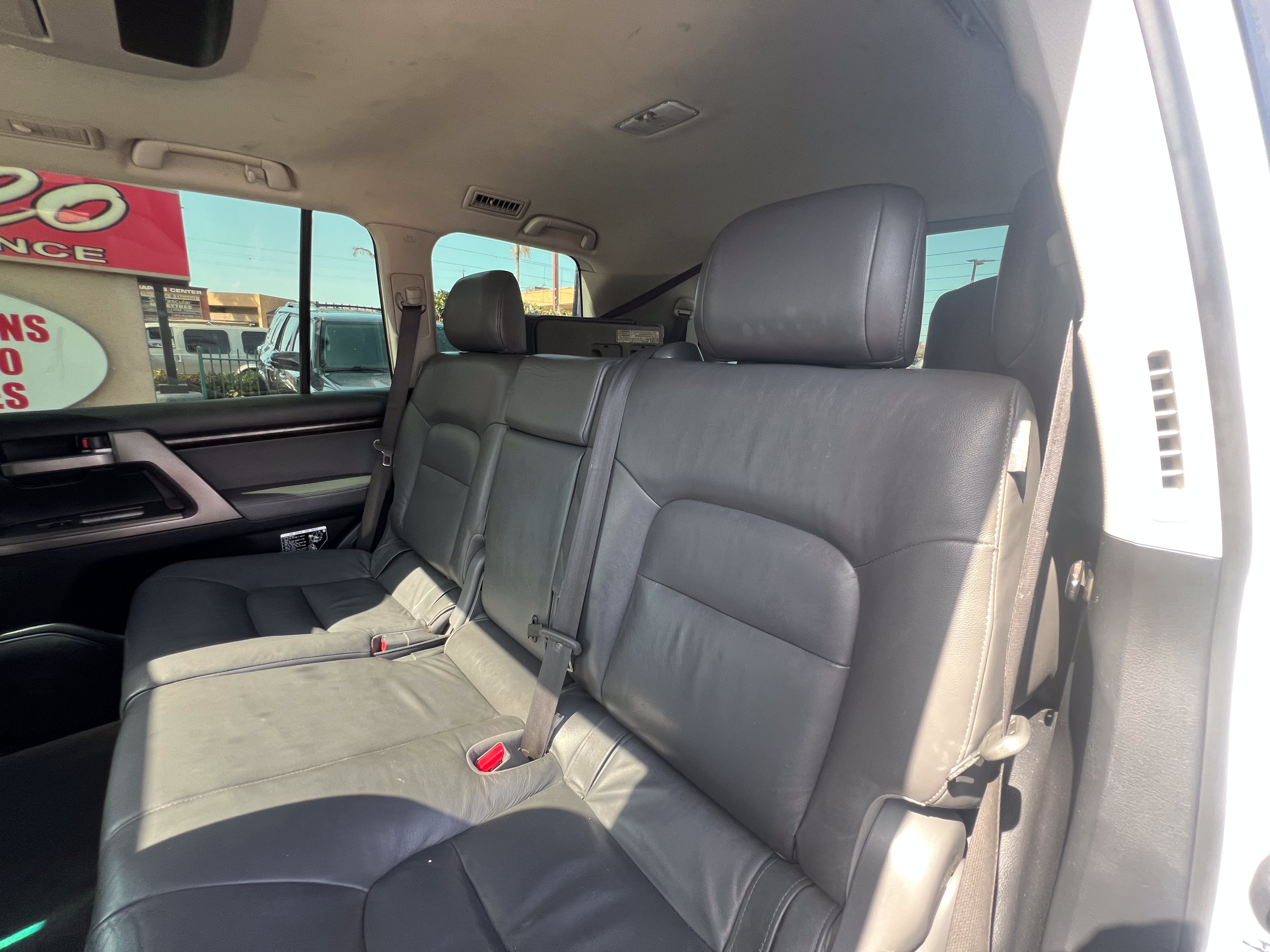 Used 2008 Toyota Land Cruiser AWD/4WD image 32