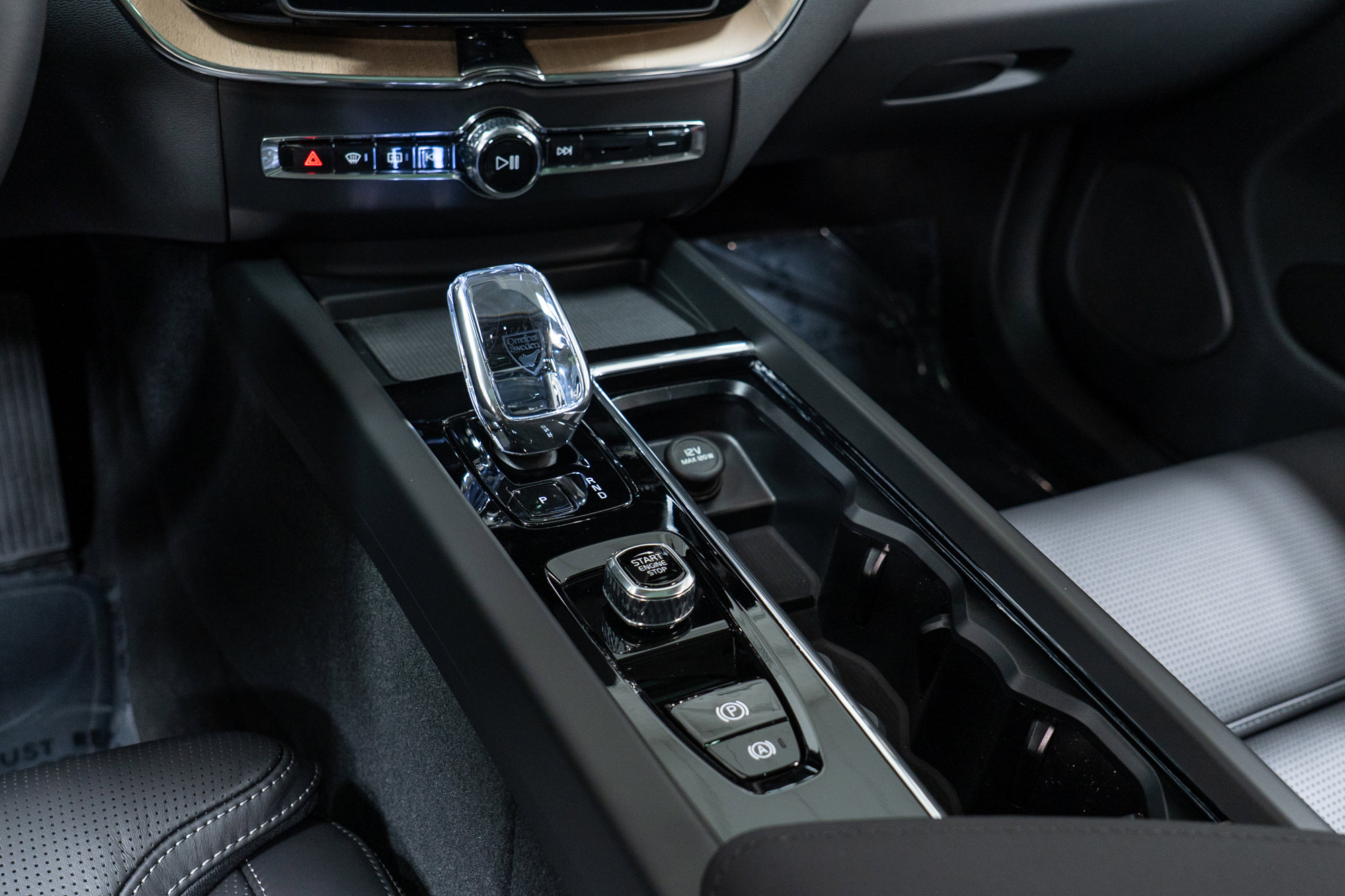 New 2026 Volvo XC60 B5 Ultra w/ Climate Package image 20