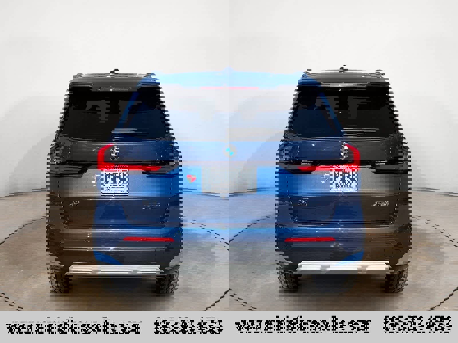 Used 2024 BMW X1 xDrive28i w/ Premium Package image 4