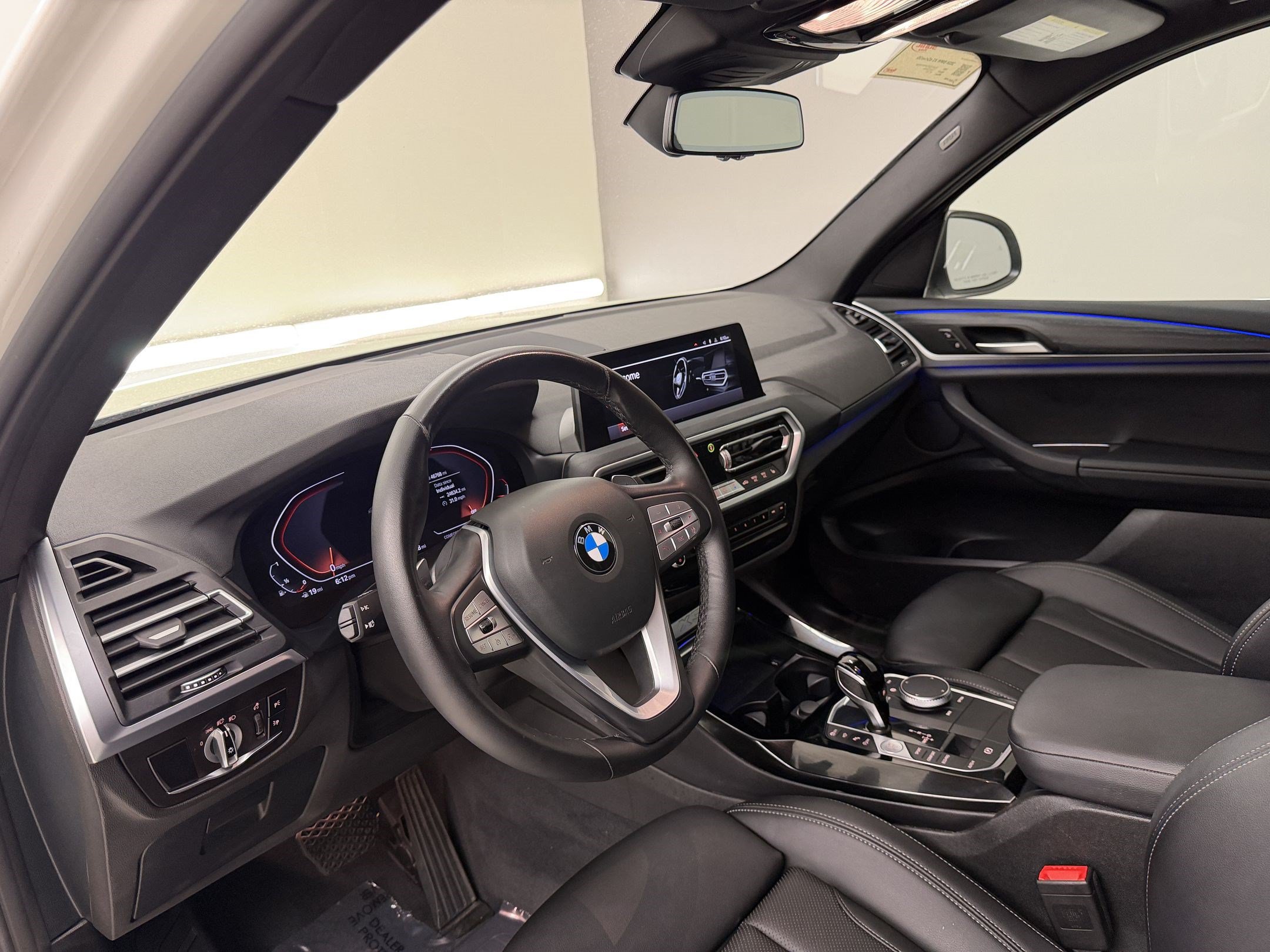Used 2024 BMW X3 sDrive30i w/ Convenience Package RWD image 4