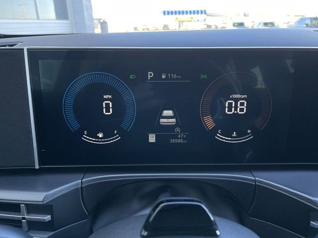 Used 2024 Hyundai Santa Fe SEL image 15