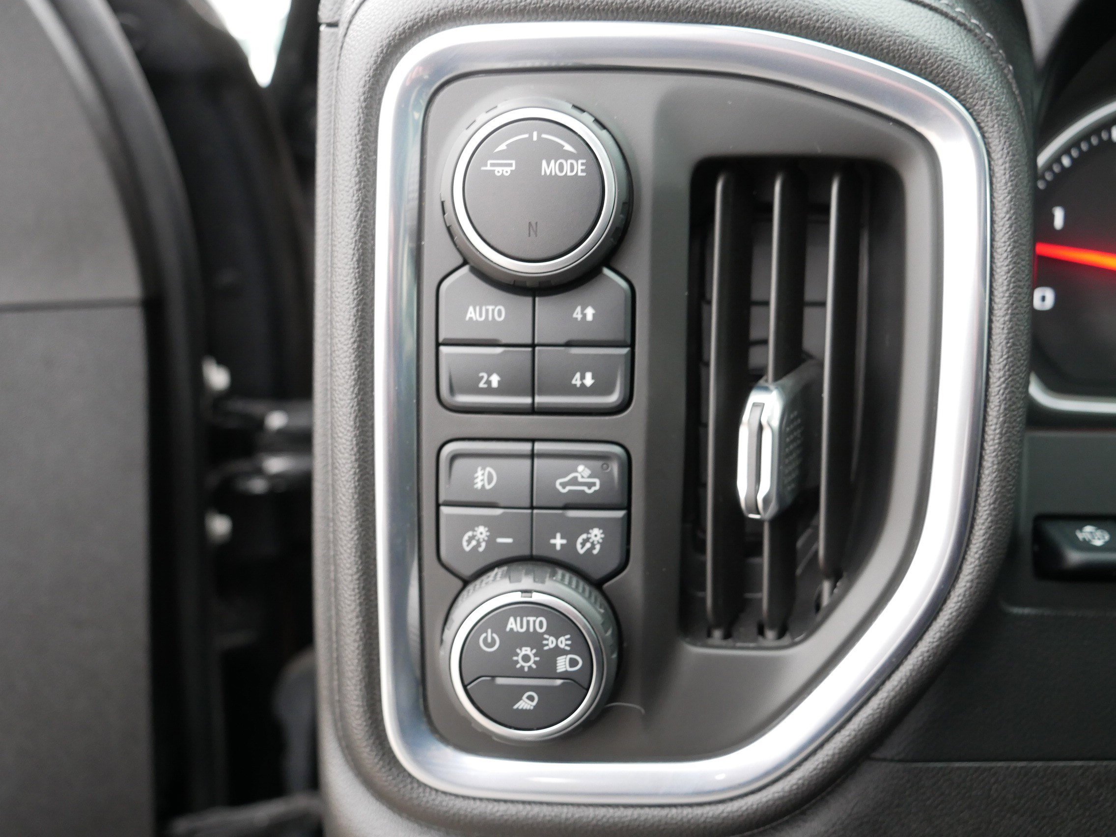 Used 2021 Chevrolet Silverado 2500 LTZ w/ LTZ Premium Package image 26