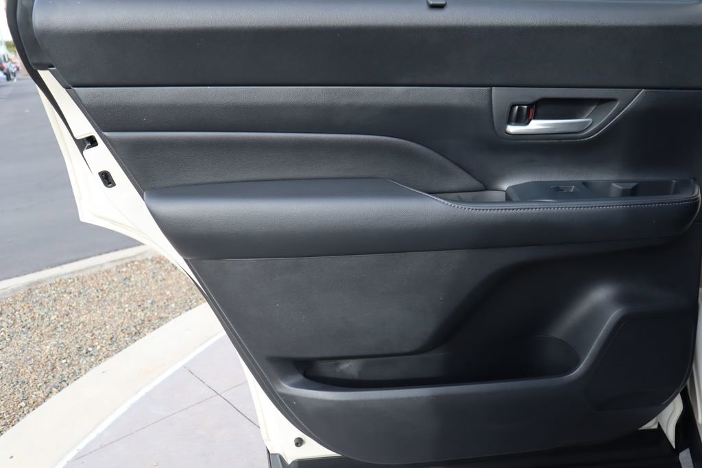 Used 2024 Toyota Grand Highlander Limited image 26