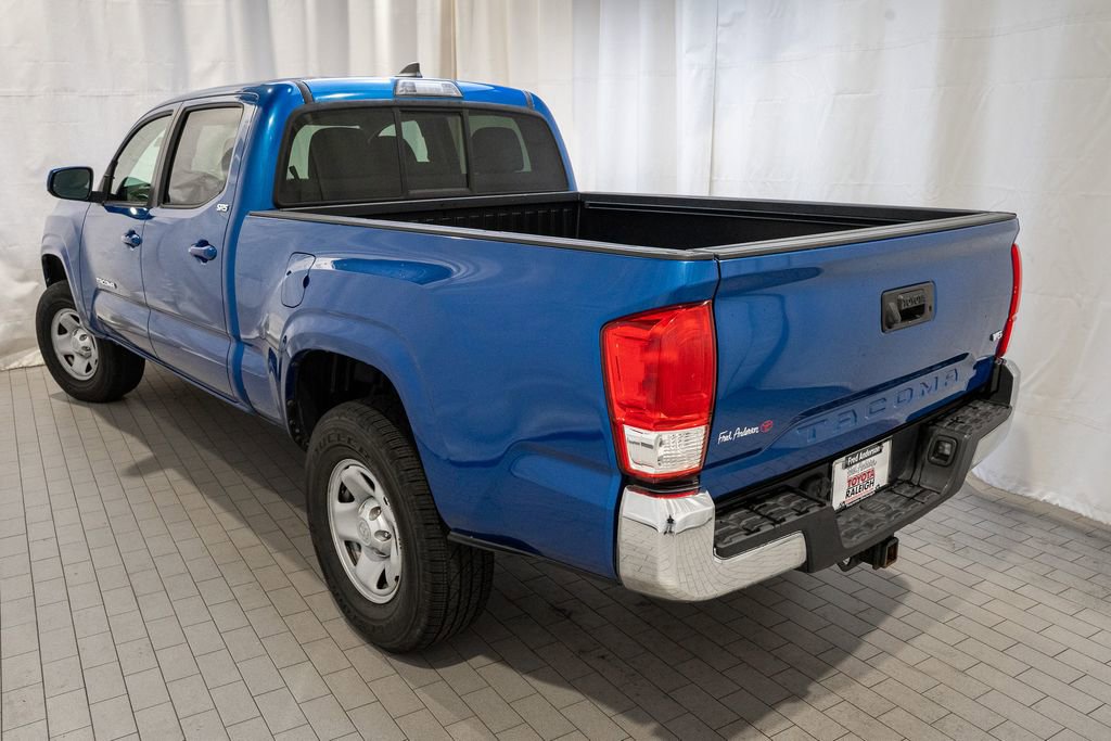 Used 2016 Toyota Tacoma SR5 image 4